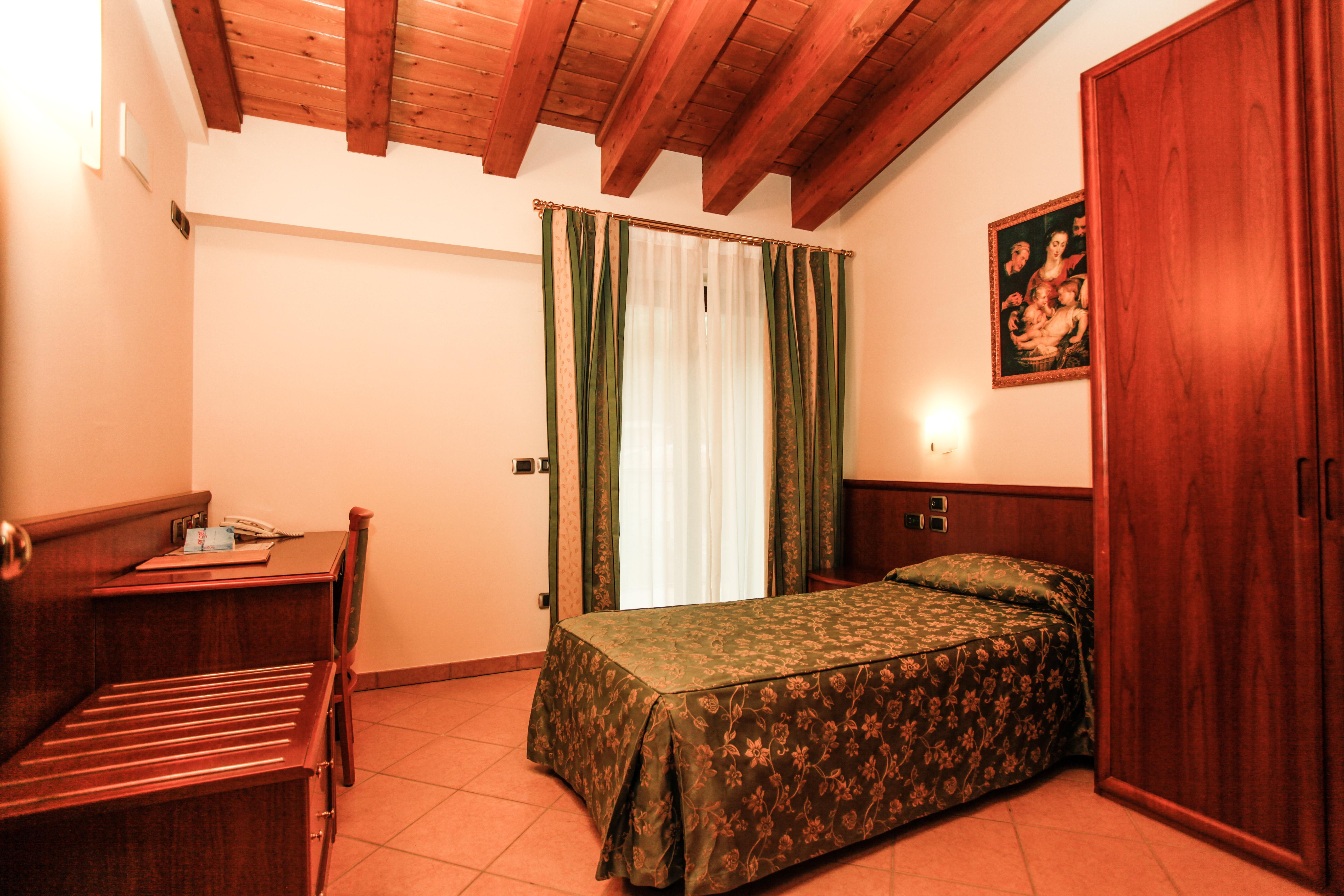 Garda Family House Otel Castelletto Di Brenzone Dış mekan fotoğraf
