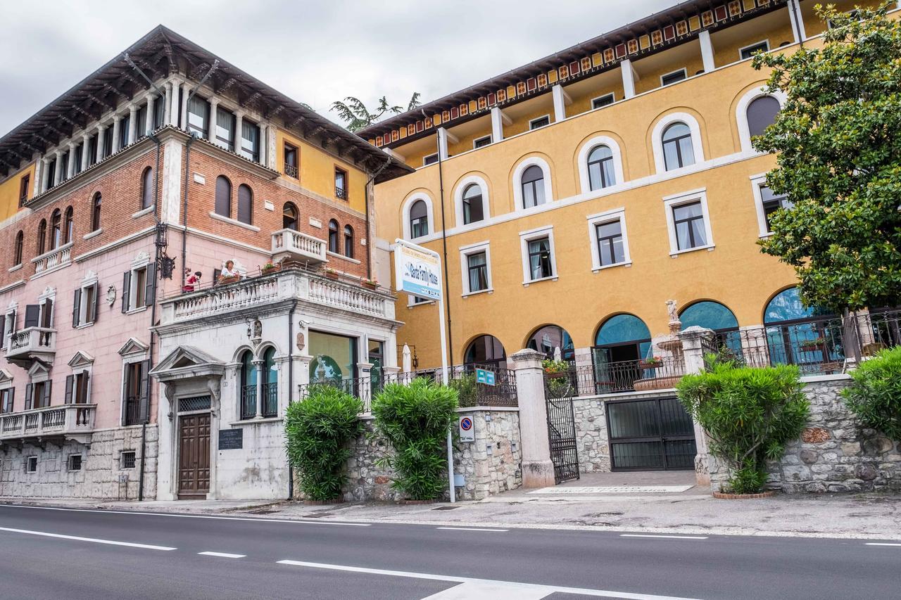 Garda Family House Otel Castelletto Di Brenzone Dış mekan fotoğraf